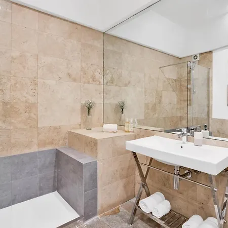 Gasthuis Lovely Private In Lapa Lissabon