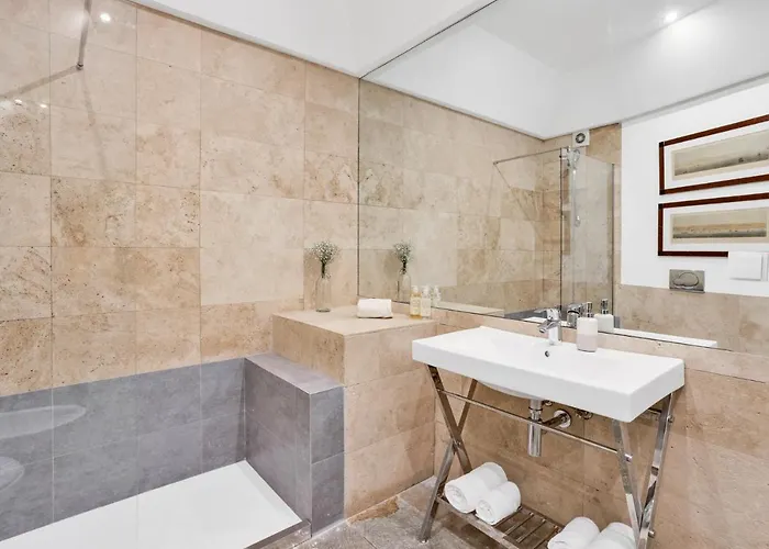 Affittacamere Lovely Private In Lapa Lisbona